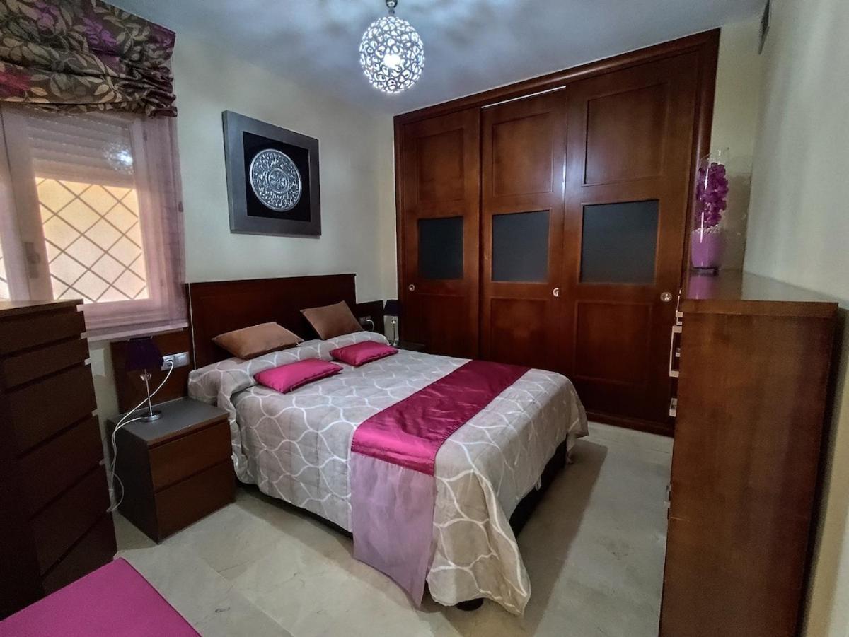 Apartamento Patio Sevillano, Tu Oasis Urbano *
