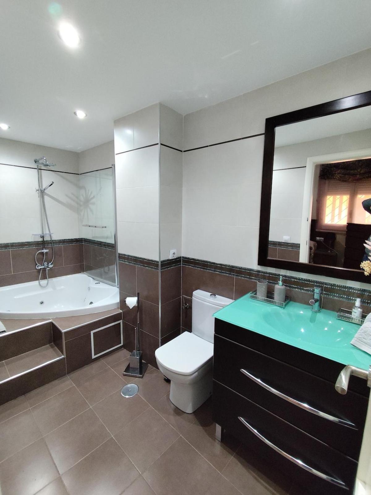 Patio Sevillano, Tu Oasis Urbano Apartamento Sevilla